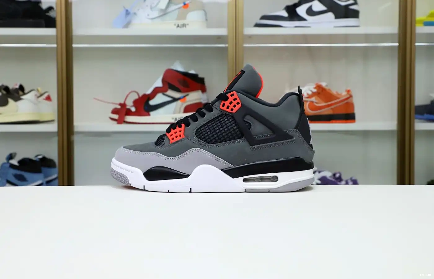 JORDAN INFRARED AIR 4 0513